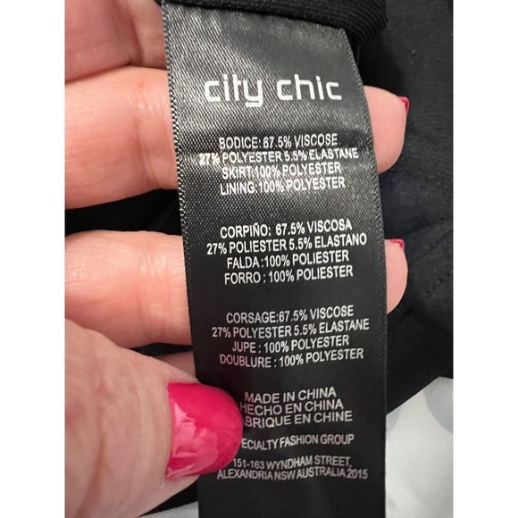 City Chic Floral Dress XS Size 14 Satin Black White Fit and Flare Pockets Party - Picture 7 of 8